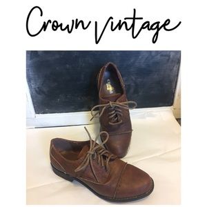 Crown Vintage Florentina Oxford